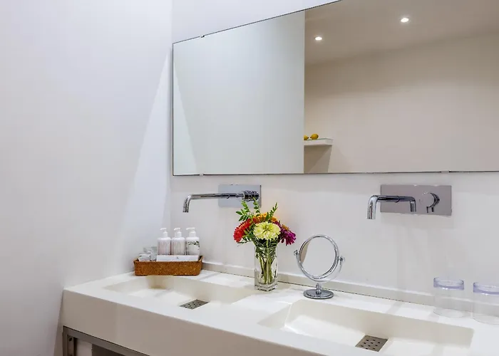 Llenaire Поланко