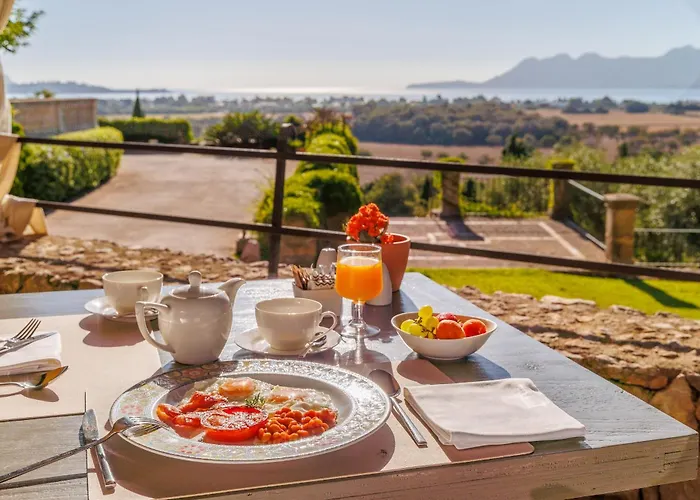 Llenaire Поланко