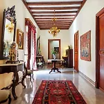 Hotel Llenaire