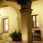 Hotel Llenaire