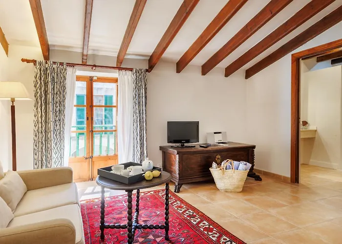 Llenaire מלון פורט דה פולנסה