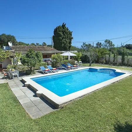Hotell Llenaire 3*