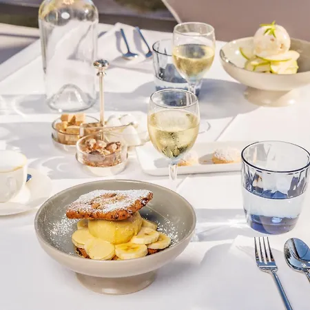 Llenaire Szálloda 3*