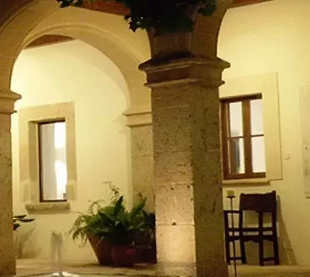 Hotell Llenaire
